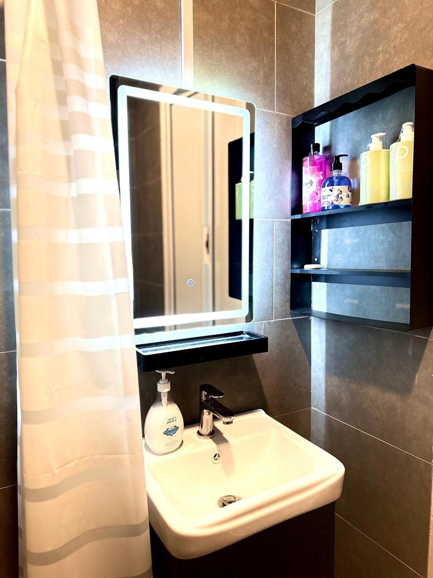 Studio Room At Neu Suites, Jalan Ampang Kl Kuala Lumpur Exterior foto